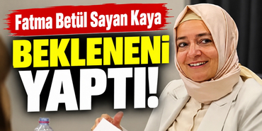 Fatma Betül Sayan Kaya Bekleneni Yaptı!